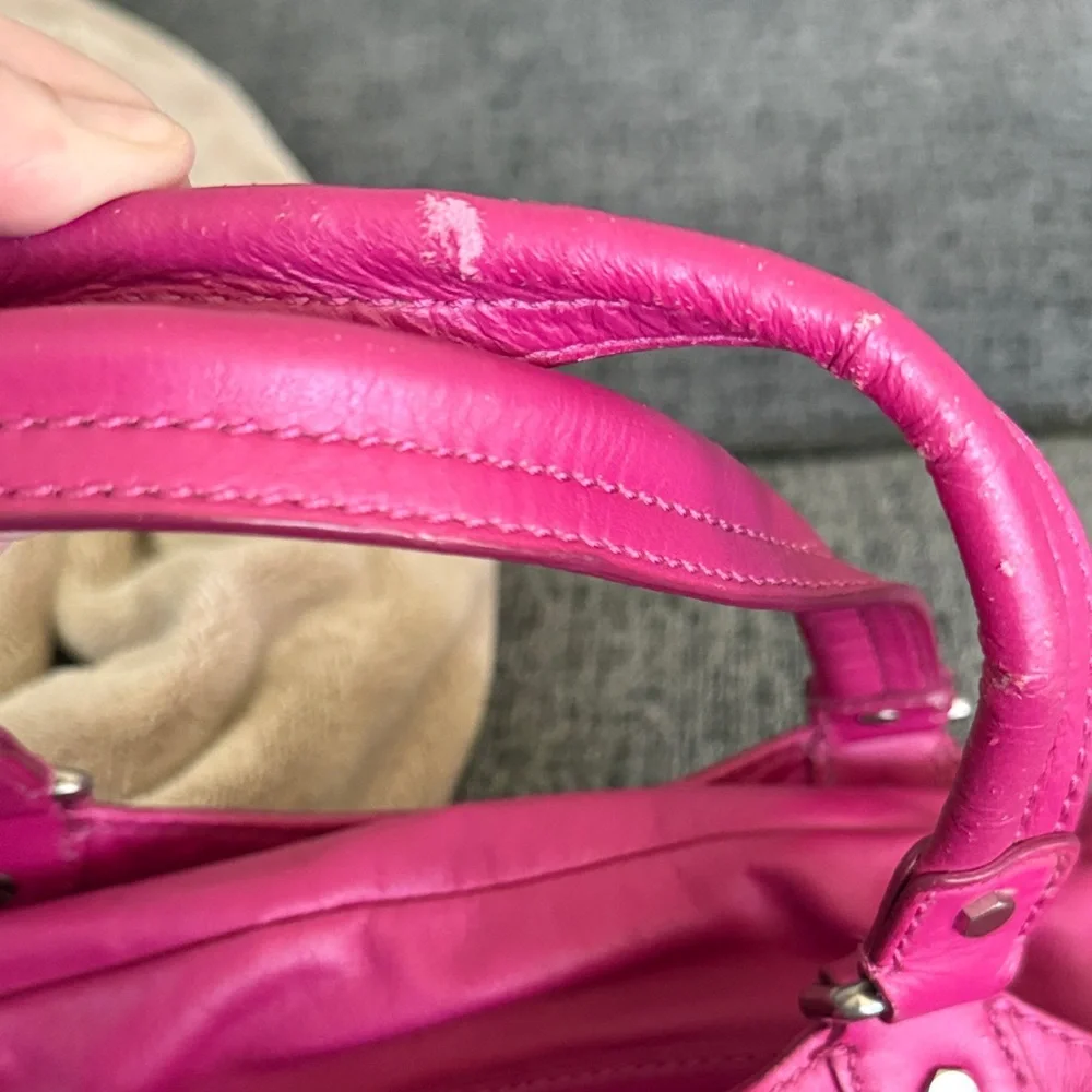 Gorgeous Authentic Marc by Marc Jacobs Vibrant Pink Hobo Bag - Picture 7 of 7